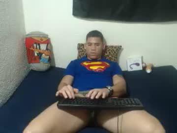 sexfiremanwet chaturbate