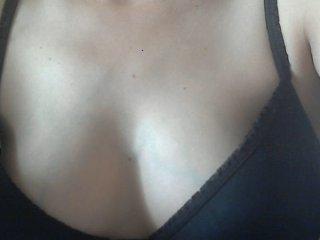 sexvika85 bongacams