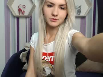 sexxxybloond chaturbate