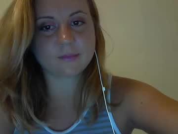 sexyblondefox chaturbate