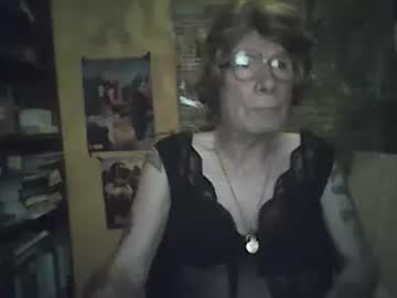 shirleysuspender chaturbate