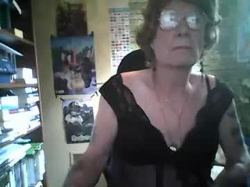 shirleysuspender chaturbate