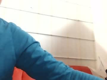 show_strap_on chaturbate