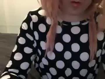 sissyslutinsatinpanties chaturbate