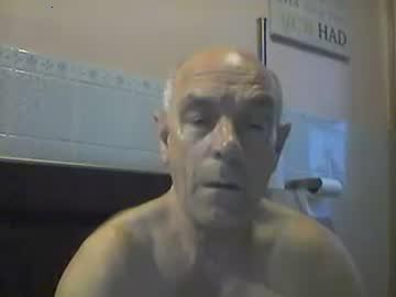 spud1057 chaturbate