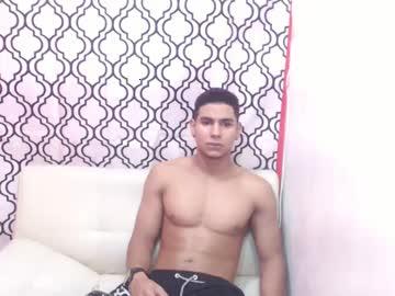 strongmusclehot20 chaturbate