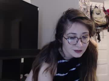 submissivelilgirl99 chaturbate