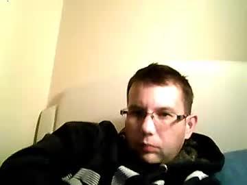 submissiveuk79 chaturbate