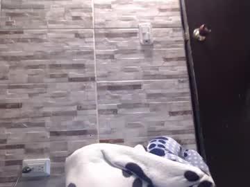 sweet_blonde_and_sexxxpsycho chaturbate