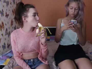 sylvia_rikky chaturbate