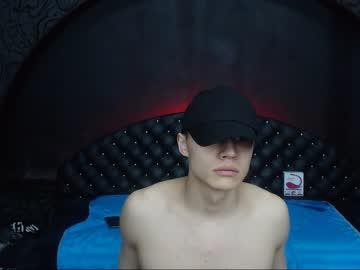 theos_ray chaturbate