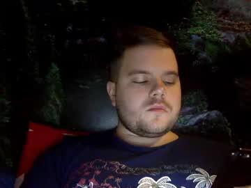 thickvic23 chaturbate