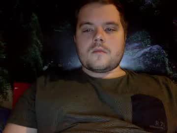 thickvic23 chaturbate