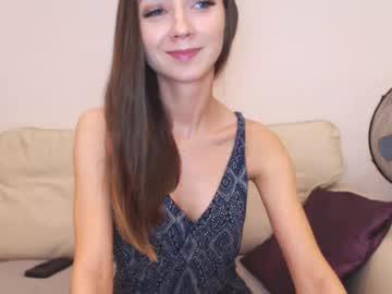 tinynikkixx chaturbate