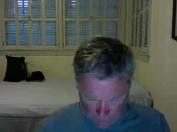 tom11169r chaturbate