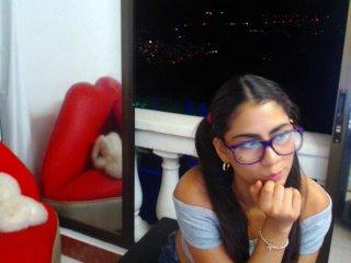 Trinity-Nell bongacams