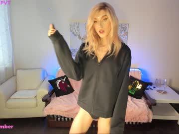 twiinkie_pie chaturbate