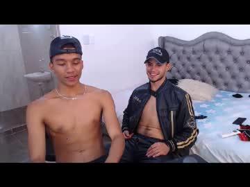 twobigdick_pig chaturbate