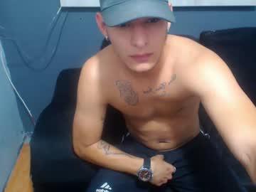 urban_boyx chaturbate