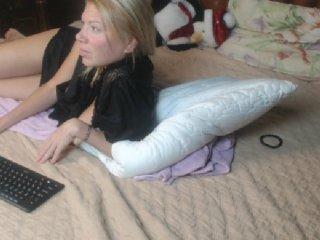 vikki-love bongacams