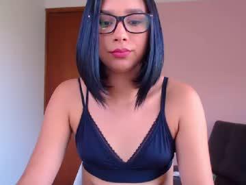 violet_louis chaturbate