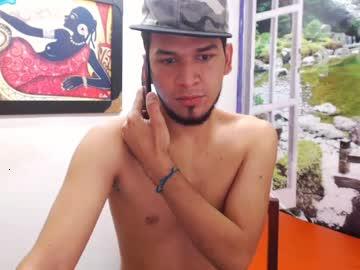 willianhott chaturbate