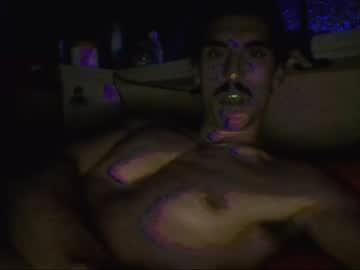 willyworm90 chaturbate