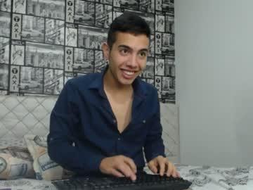 x_chechito18 chaturbate