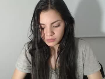 x_nahomy_x chaturbate