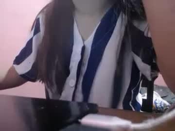 xlittleprincess19x chaturbate