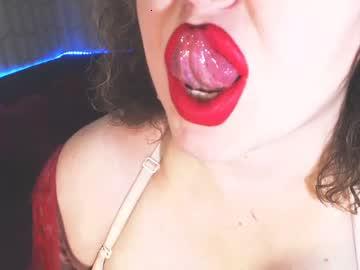 yourbustykatty chaturbate