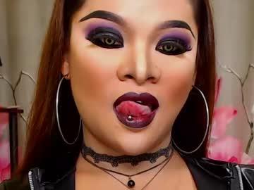 yourtrannyqueenxxx's Profile Picture