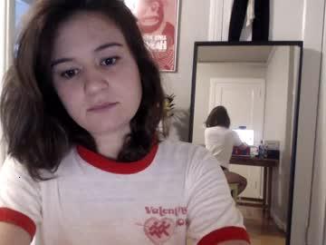 zoeisgood chaturbate