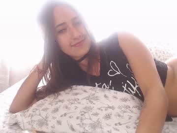 zoemills chaturbate